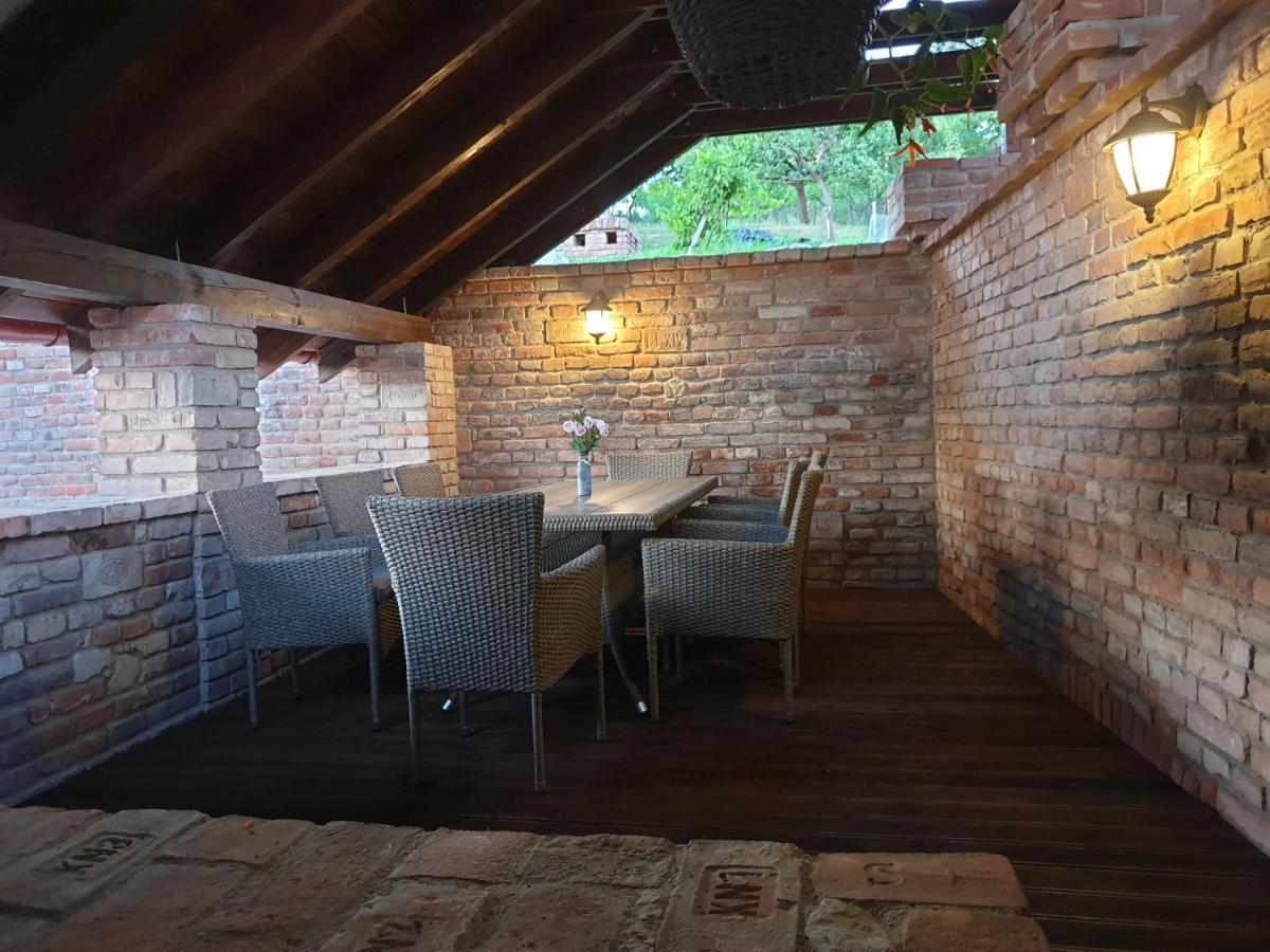 Apartmany In Veritas Мікулов Екстер'єр фото