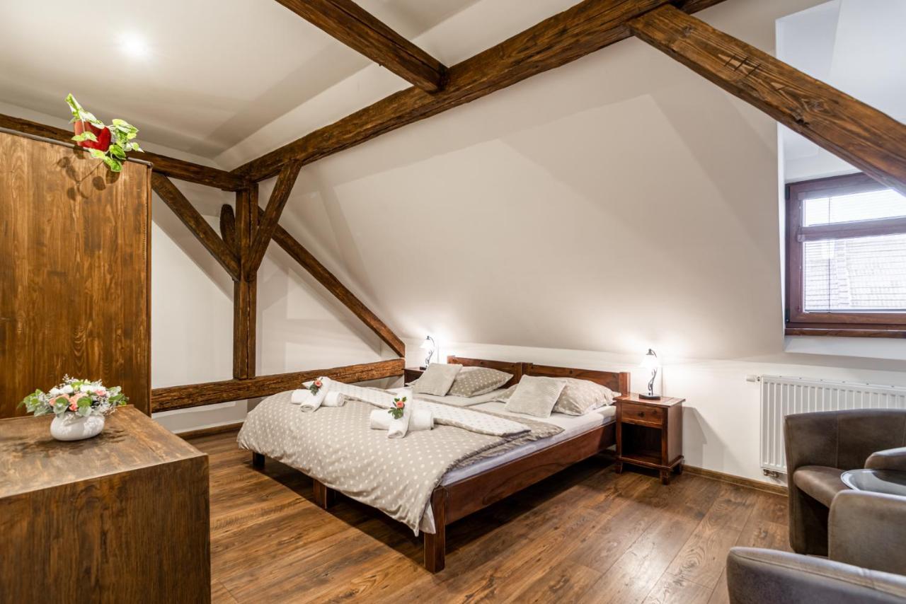 Apartmany In Veritas Мікулов Екстер'єр фото